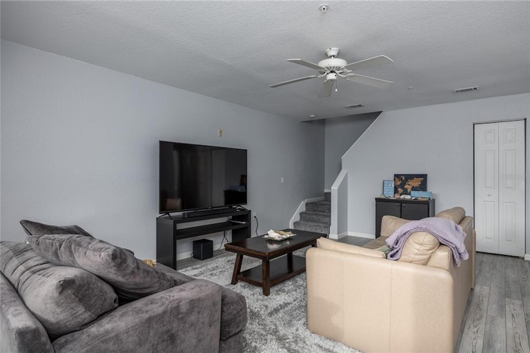 Photo 11 of 35 - 850 S Tamiami Trl #522, Sarasota, FL 34236