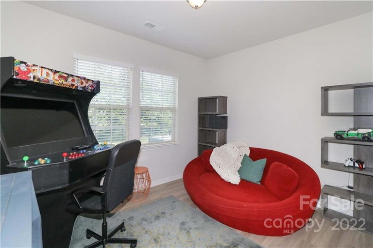 Photo 18 of 40 - 140 W Morehouse Ave, Mooresville, NC 28117