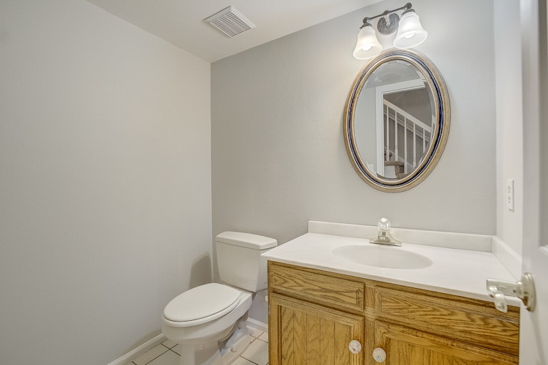 Photo 17 of 34 - 9491 W Hialeah Pl, Littleton, CO 80123