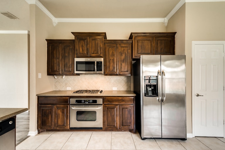 Photo 13 of 30 - 4661 Lance Leaf Dr, Fort Worth, TX 76244