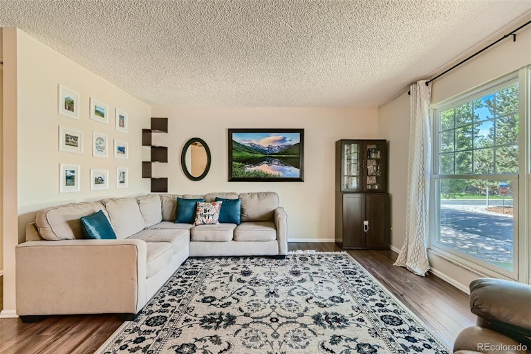 Photo 11 of 28 - 1824 Dexter St, Broomfield, CO 80020