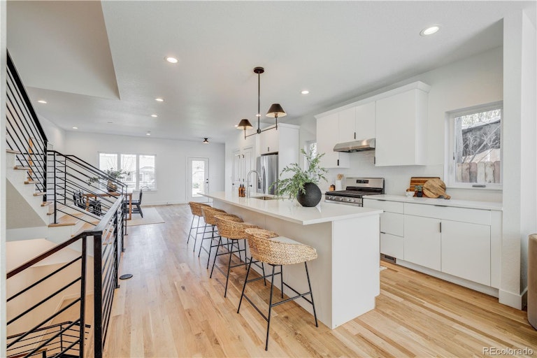 Photo 11 of 40 - 3422 S Grant St, Englewood, CO 80113