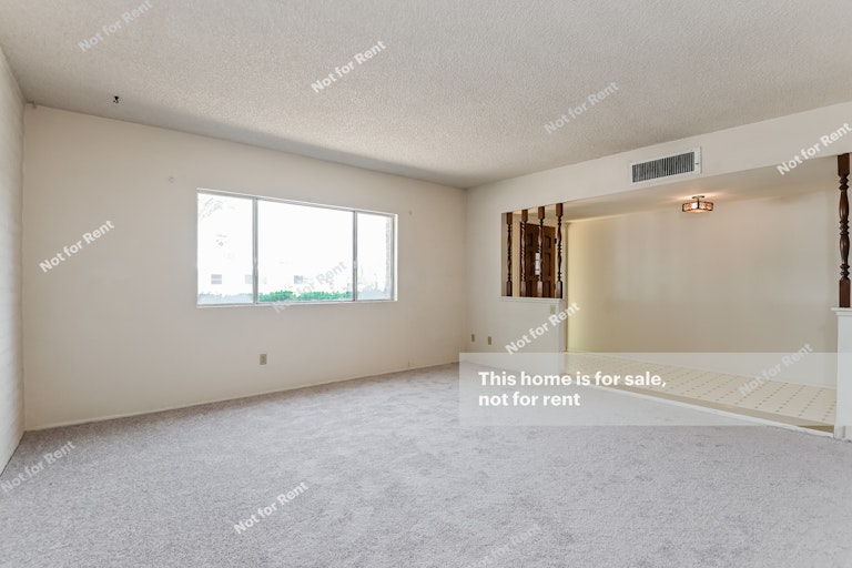 Photo 5 of 27 - 9080 E 25th St, Tucson, AZ 85710