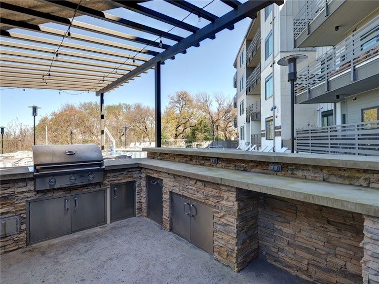Photo 22 of 29 - 3600 S Lamar Blvd #301, Austin, TX 78704