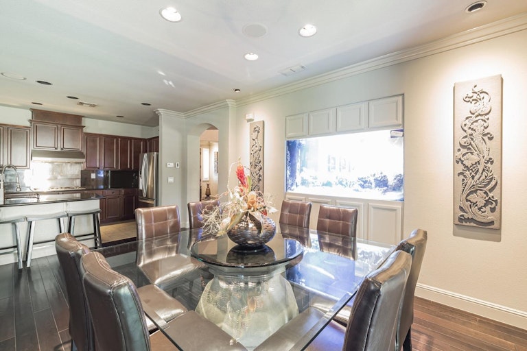 Photo 15 of 49 - 309 Fieldbrook Ct, Roseville, CA 95747