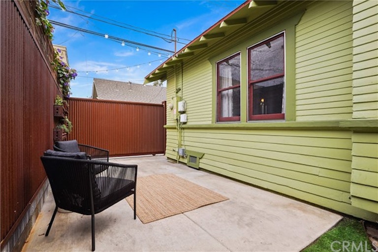 Photo 35 of 42 - 526 E 8th St, Long Beach, CA 90813