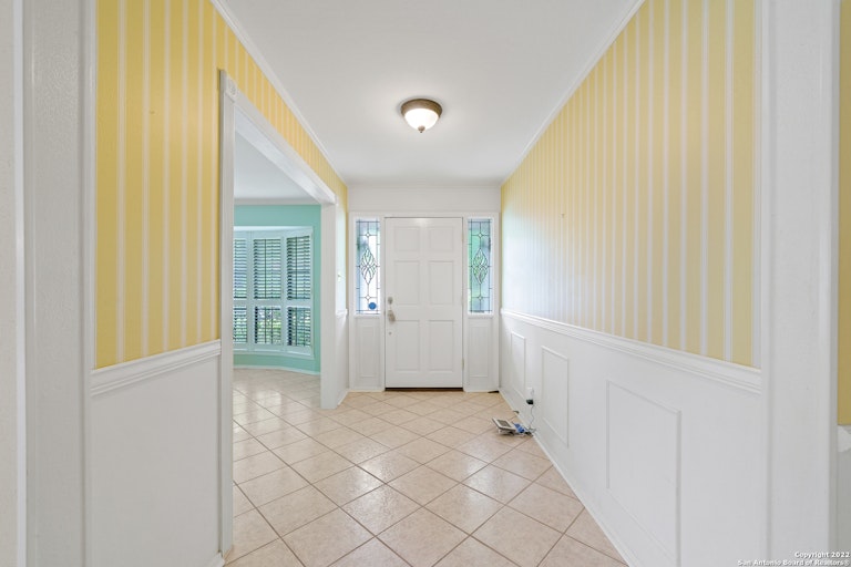 Photo 6 of 29 - 2035 Morning Dove St, San Antonio, TX 78232