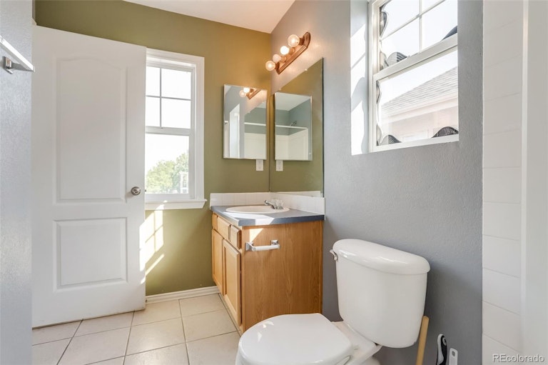 Photo 33 of 40 - 10712 Dayton Way, Commerce City, CO 80640