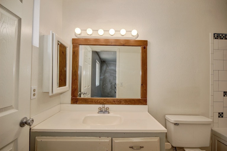Photo 16 of 25 - 1133 E Glade Cir, Mesa, AZ 85204