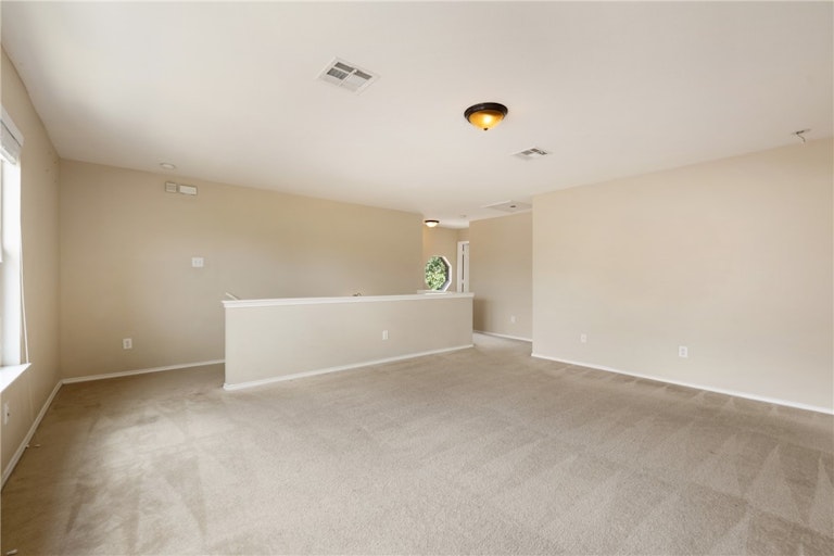 Photo 23 of 39 - 204 Debbie Ann Dr, Leander, TX 78641