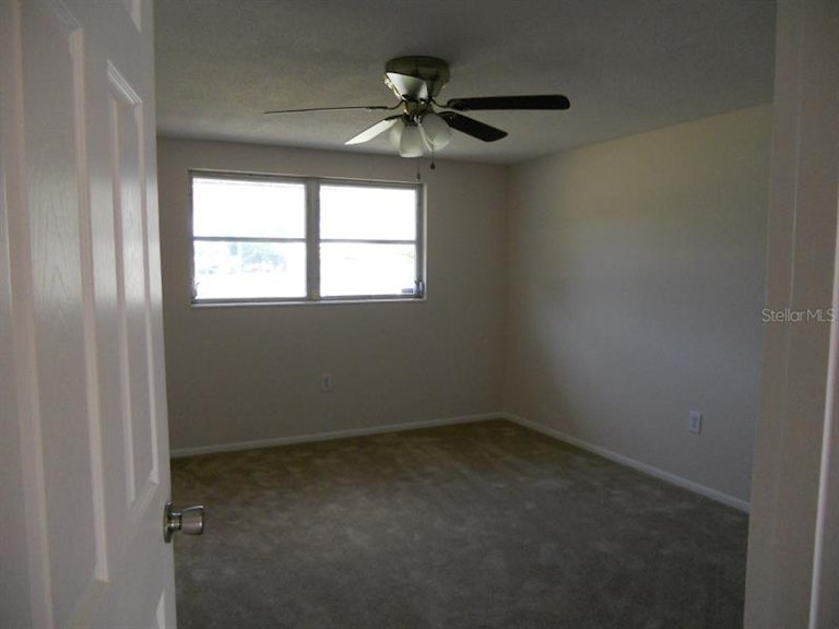 Photo 11 of 22 - 2312 Terry Ln, Sarasota, FL 34231