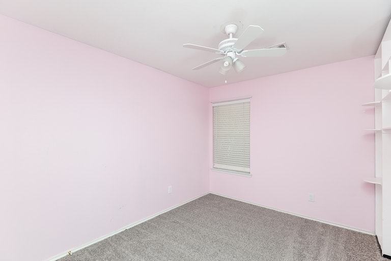 Photo 15 of 25 - 13308 Ridgepointe Rd, Fort Worth, TX 76244