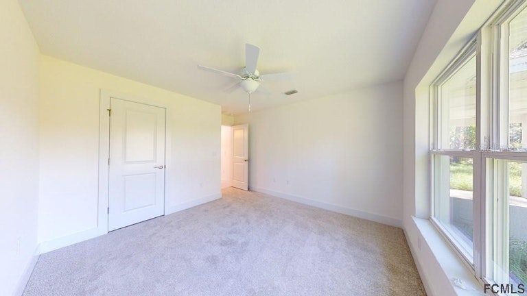 Photo 17 of 35 - 12 Pittman Dr, Palm Coast, FL 32164