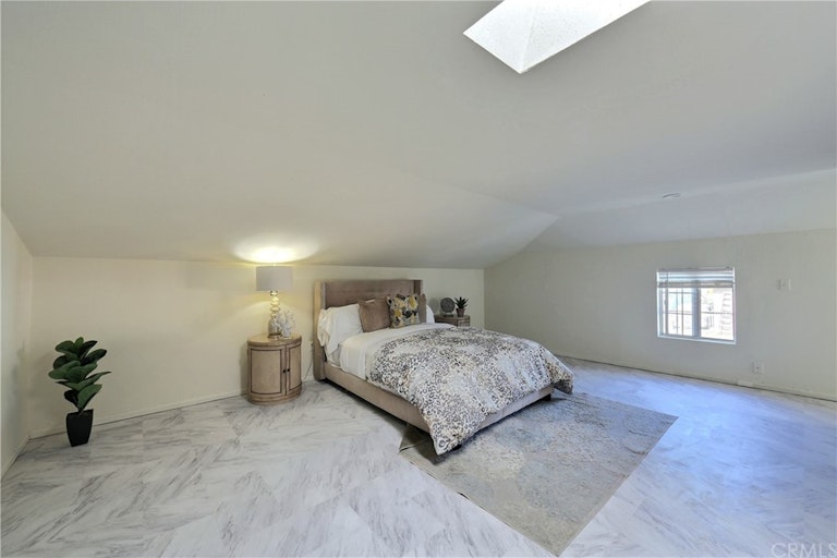 Photo 37 of 46 - 738 S Hollenbeck St, West Covina, CA 91791