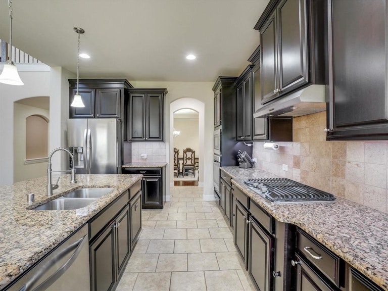 Photo 11 of 40 - 1412 9th St, Argyle, TX 76226