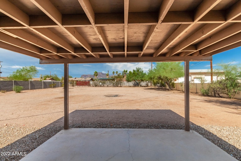 Photo 12 of 18 - 347 N Thunderbird Dr, Apache Junction, AZ 85120