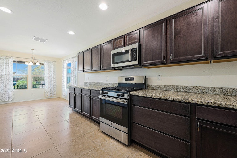 Photo 7 of 29 - 4177 S 181st Ln, Goodyear, AZ 85338
