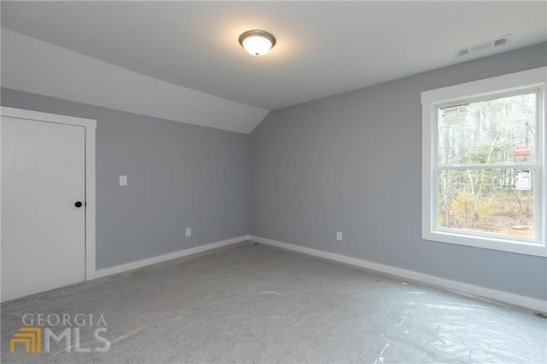 Photo 22 of 28 - 5504 Lakeview Pkwy, Villa Rica, GA 30180