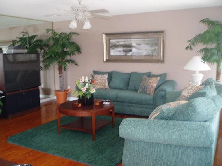 Photo 9 of 20 - 1007 S Atlantic Ave, New Smyrna Beach, FL 32169