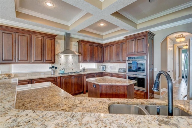 Photo 13 of 58 - 9548 W Gulf Blvd, Treasure Island, FL 33706
