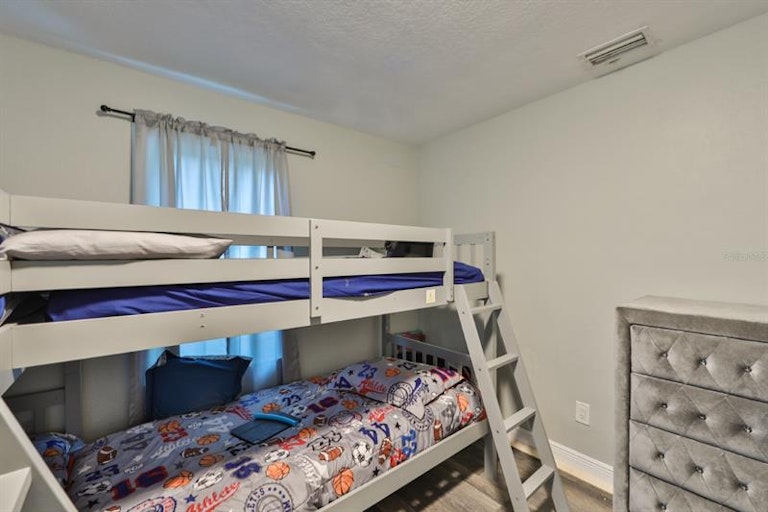Photo 18 of 25 - 1138 Belleair Rd, Clearwater, FL 33756