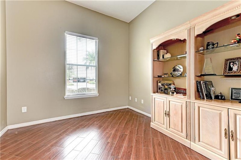 Photo 21 of 25 - 12818 Penguin Dr, Bradenton, FL 34212