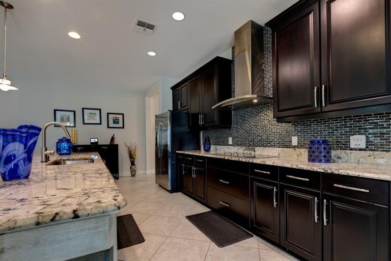 Photo 16 of 47 - 15984 Citrus Knoll Dr, Winter Garden, FL 34787