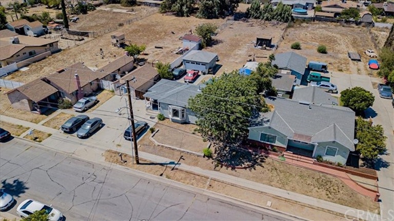 Photo 24 of 26 - 17394 Grevillea St, Fontana, CA 92335
