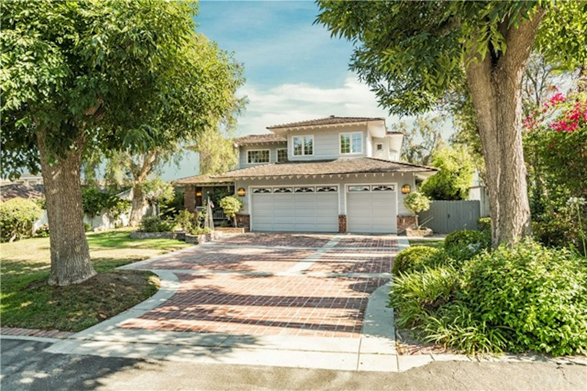 Photo 1 of 43 - 40 Ranchview Rd, Rolling Hills Estates, CA 90274
