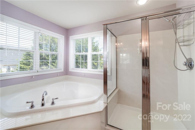 Photo 25 of 32 - 7808 Whisperingwood Dr, Harrisburg, NC 28075