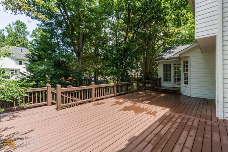 Photo 32 of 35 - 4502 Woodhall Way NE, Roswell, GA 30075
