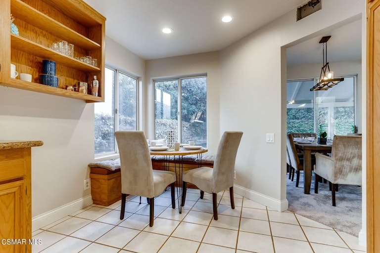 Photo 12 of 28 - 12036 Alderbrook St, Moorpark, CA 93021
