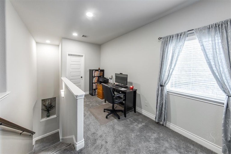 Photo 33 of 38 - 16818 Caney Mountain Dr, Humble, TX 77346