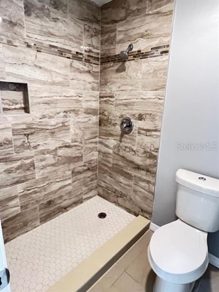 Photo 9 of 17 - 3166 N Sedgewick Rd, Avon Park, FL 33825