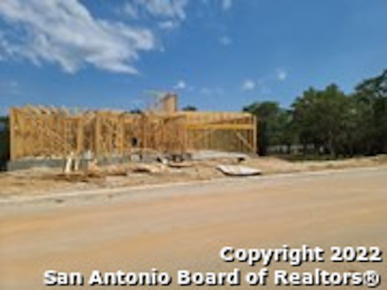 Photo 1 of 4 - 1819 Glendon Dr, San Antonio, TX 78260
