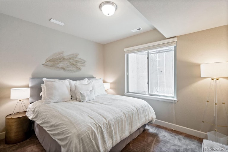 Photo 35 of 40 - 2347 S Loveland St, Denver, CO 80228