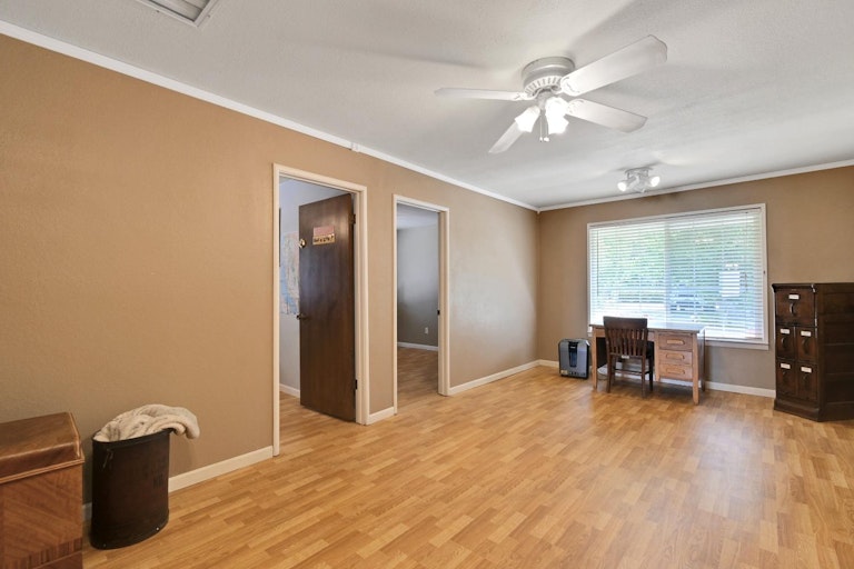Photo 36 of 70 - 459 Wilder Ave, Yuba City, CA 95993