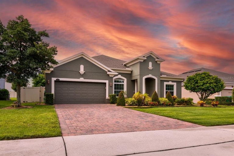 Photo 1 of 47 - 15984 Citrus Knoll Dr, Winter Garden, FL 34787