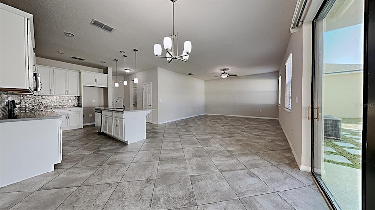 Photo 2 of 22 - 2552 Folio Way, Kissimmee, FL 34741