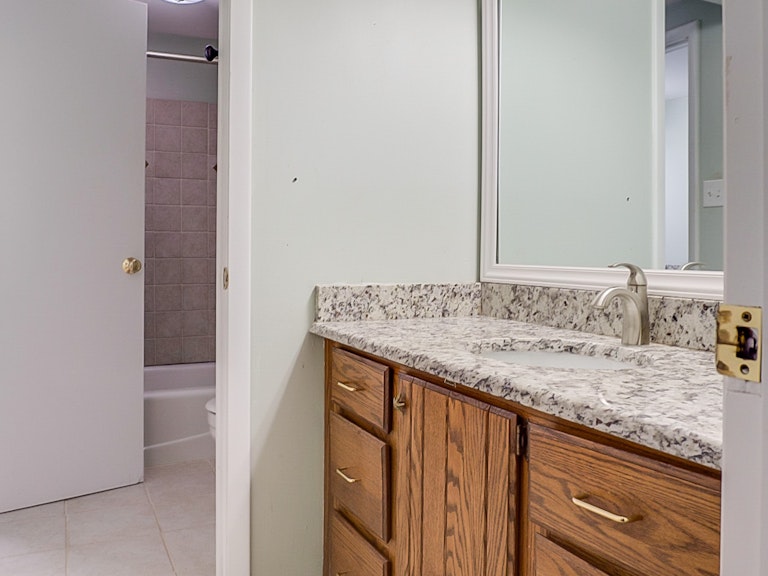 Photo 21 of 30 - 4405 Sunburst Ct, Raleigh, NC 27613