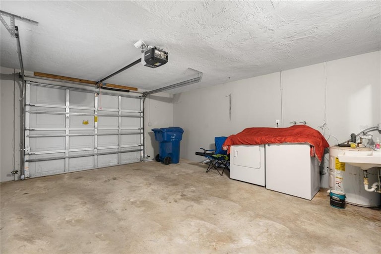 Photo 12 of 15 - 3248 Seffner Dr, Holiday, FL 34691