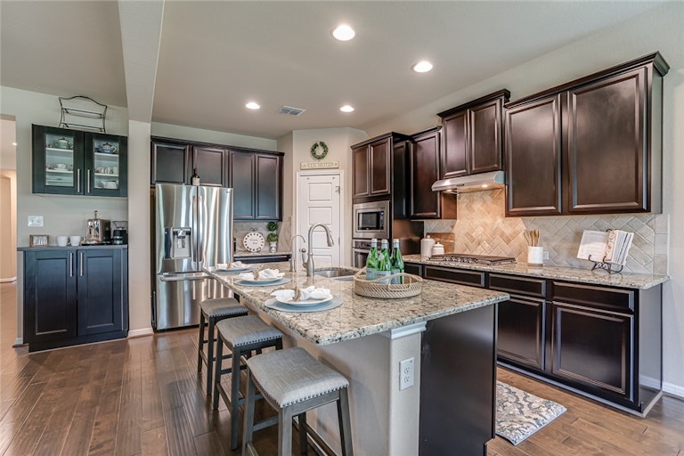 Photo 5 of 24 - 8728 Stackstone, Schertz, TX 78154