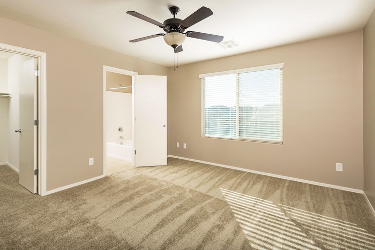 Photo 7 of 11 - 1797 W Half Moon Cir, Queen Creek, AZ 85142