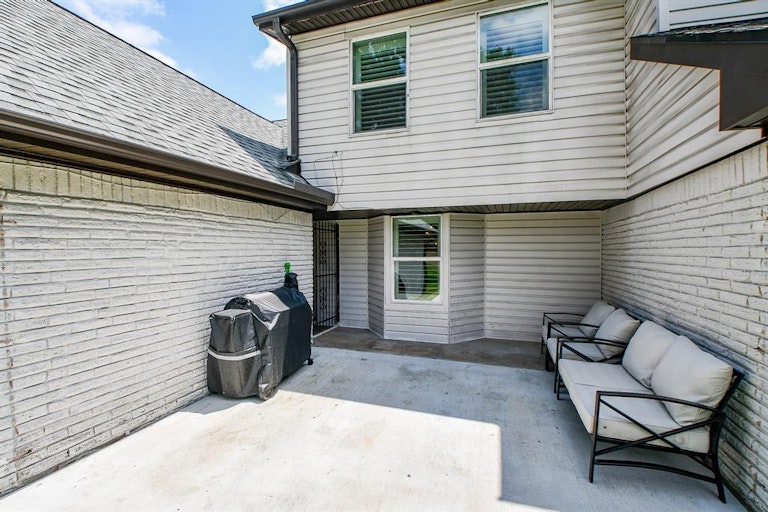 Photo 44 of 49 - 5402 Rutherglenn Dr, Houston, TX 77096