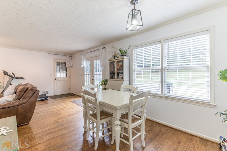 Photo 11 of 40 - 2899 Bruckner Blvd, Snellville, GA 30078