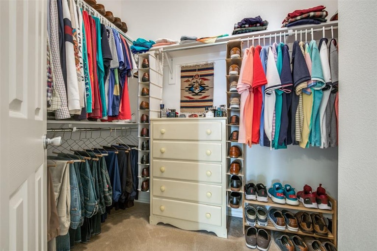Photo 15 of 29 - 328 Turnstone Dr, Little Elm, TX 75068
