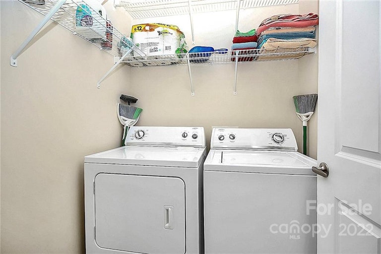 Photo 15 of 20 - 5425 Closeburn Rd #104, Charlotte, NC 28210