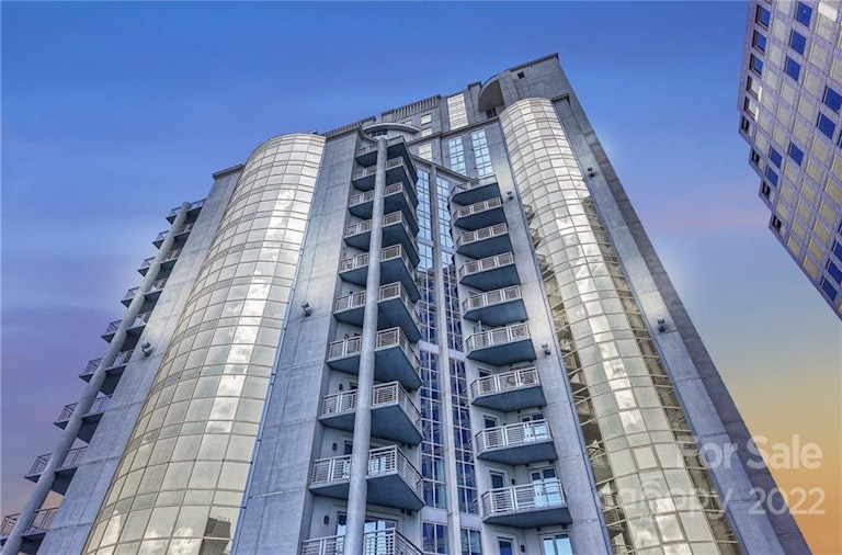 Photo 46 of 48 - 333 W Trade St #1501, Charlotte, NC 28202