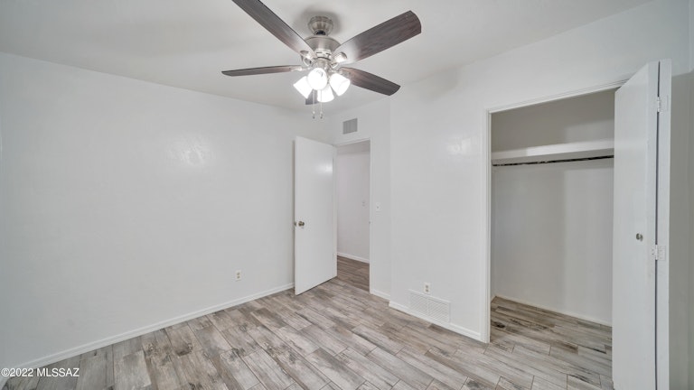 Photo 16 of 36 - 3918 S Cook St, Tucson, AZ 85746