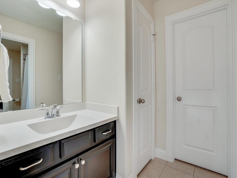 Photo 26 of 40 - 1412 9th St, Argyle, TX 76226